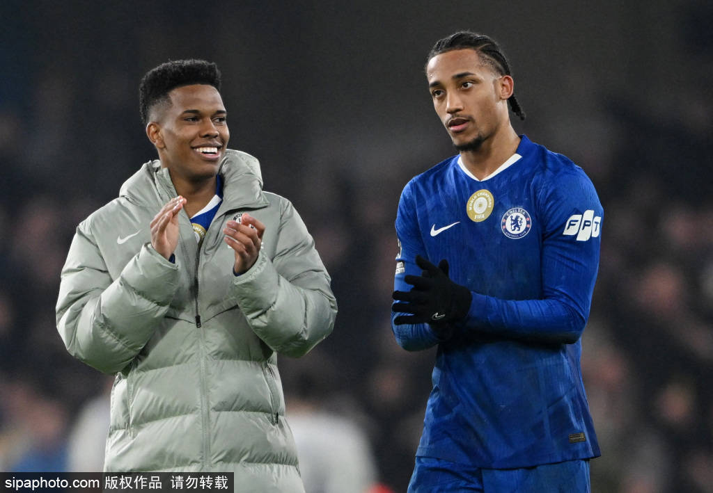切尔西欧冠客场惨败巴黎：下半场一连串决策如何葬送晋级希望